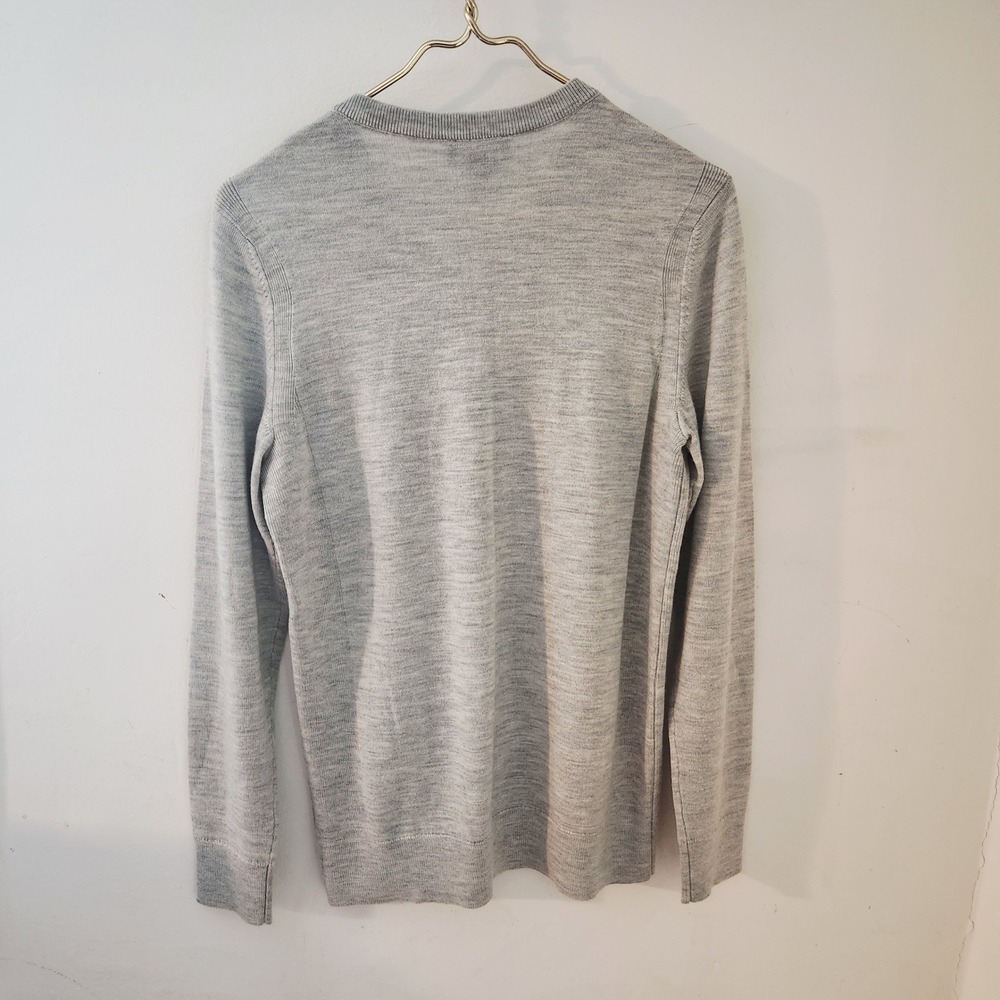 EXPRESS Mens Light Gray V Neck‎ Merino Wool Sweater Size S - Picture 4 of 4